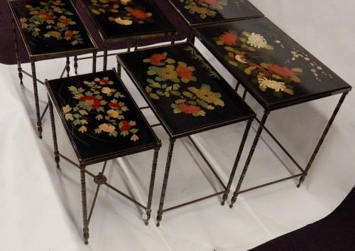 Paire de tables gigognes en bois laqué et bronze - 1970'  - Mobilier Style Années 50-60