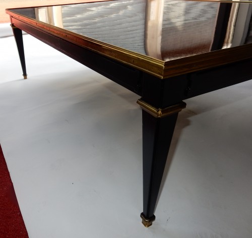 Mobilier Table & Guéridon - 1950/70 Gerard MILLE Pour Maison Jansen - Table basse en bois laqué noir