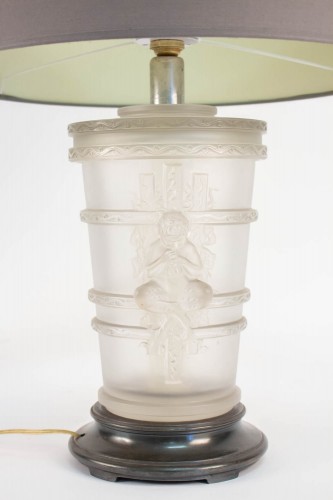 XXe siècle - Paire de Lampes par Marc Lalique"Putti"
