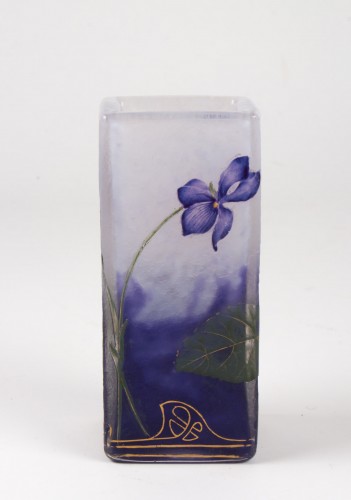 XXe siècle - Daum Nancy - Vase émaillé "Violettes"