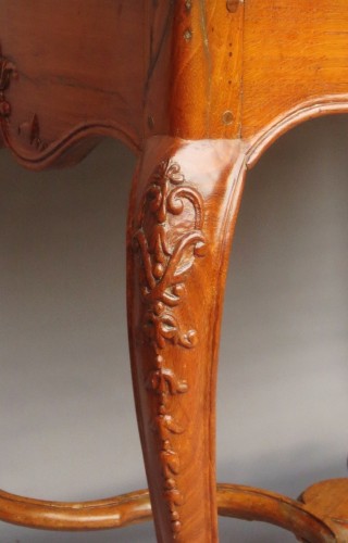 XVIIIe siècle - Table console du XVIIIe siècle