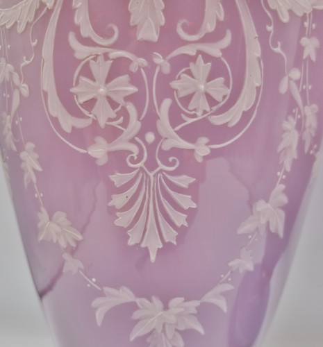 Antiquités - Paire de vases en opaline, XIXe siècle