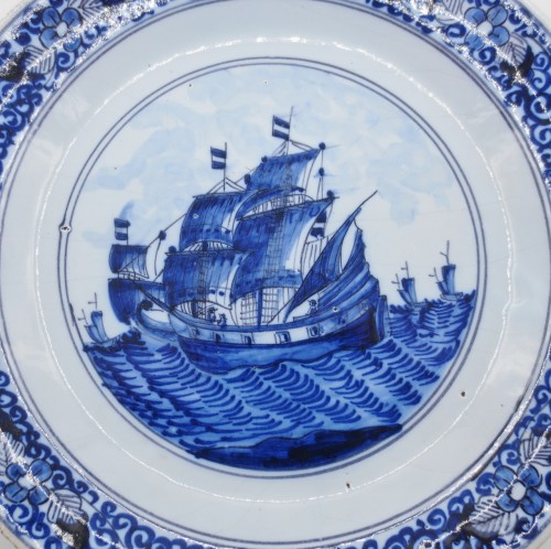 Céramiques, Porcelaines  - Assiettes en Delft, fin XVIIe siècle