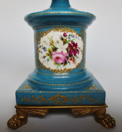 XIXe siècle - Cassolettes en porcelaine, attribuées à Jacob Petit