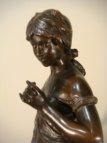 Sculpture Sculpture en Bronze - Auguste Moreau (1834 – 1917)- Jeune Femme