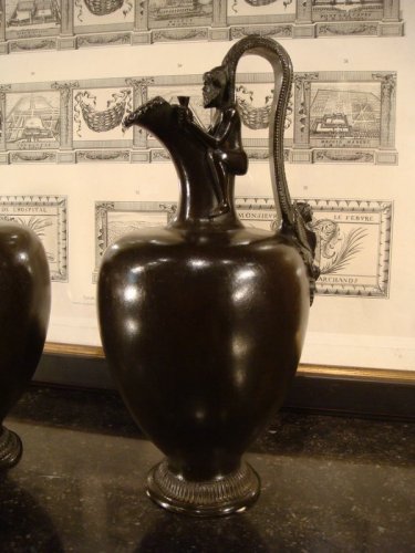 Paire de vases aiguières en bronze époque XIXe - Objet de décoration Style 