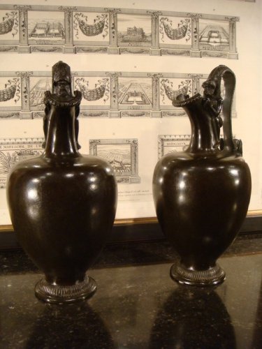 Objet de décoration Cassolettes, coupe et vase - Paire de vases aiguières en bronze époque XIXe