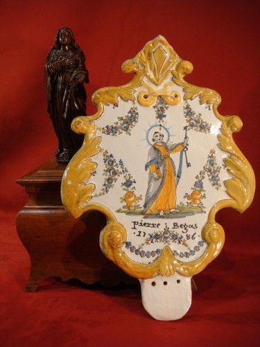 Grande Plaque de Bénitier Patronymique Nevers - Epoque XVIIIe - Céramiques, Porcelaines Style Louis XV