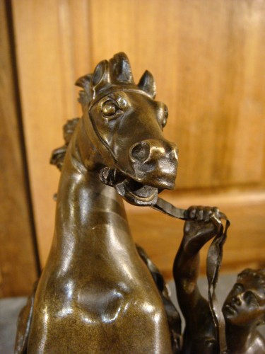 XIXe siècle - Paire de chevaux cabrés en bronze - Chevaux de Marly