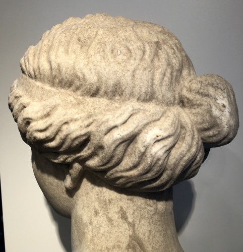 XIXe siècle - Buste en marbre vers 1800 Cesi Juno