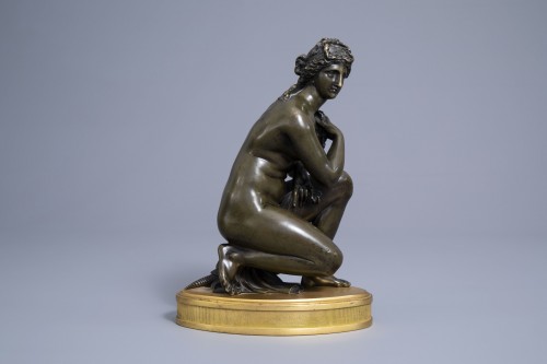 Venus accroupie d'après Antoine Coysevox - Sculpture Style Louis XVI