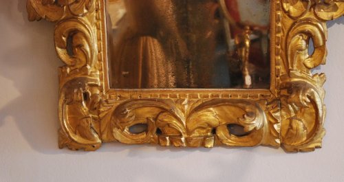Miroir en bois doré début XVIIIe, travail Italien - Miroirs, Trumeaux Style Régence
