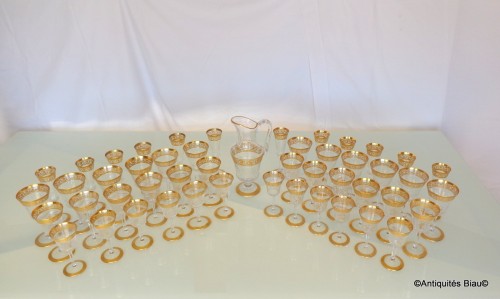 Service en Cristal de St Louis Thistle Or 48 verres, 1 broc - Antiquités Biau