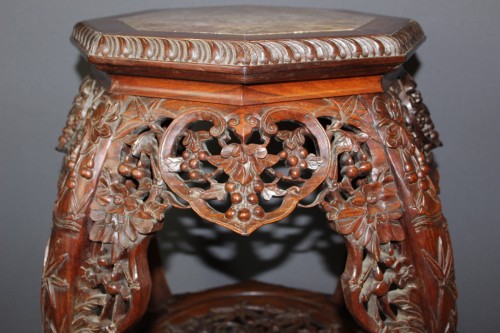 XIXe siècle - Importante sellette Chinoise en bois de fer et marbre