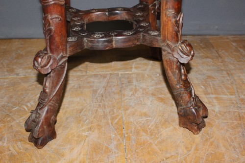 Antiquités - Importante sellette Chinoise en bois de fer et marbre