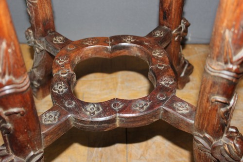 Antiquités - Importante sellette Chinoise en bois de fer et marbre