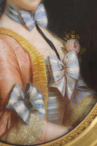 Portrait de jeune femme en tenue d’époque Louis XV - Ecole française du XIXe - Galerie de Frise