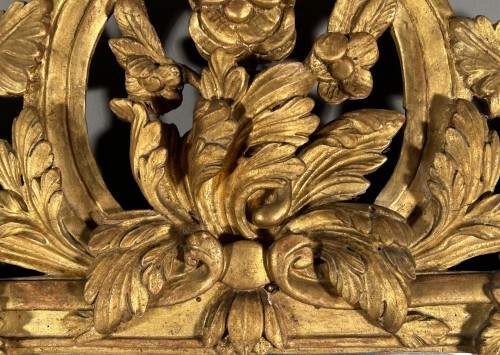 Miroir en bois doré, Provence époque Louis XV vers 1760 - Miroirs, Trumeaux Style Louis XV