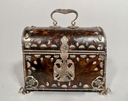 Antiquités - Coffret en écaille de Tortue et argent 18e siècle
