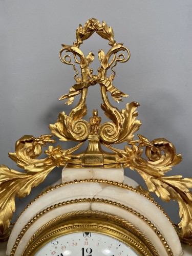 Antiquités - Pendule allégorie du Théâtre, Paris époque Louis XVI