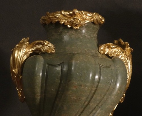 Paire de grands vases en serpentine XIXe - Napoléon III