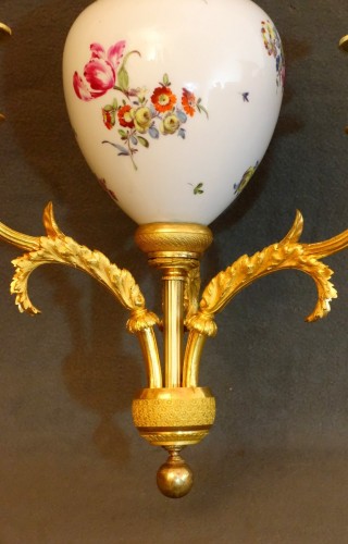 Petit lustre de cabinet en porcelaine d'époque Directoire - Antiquités Garnier