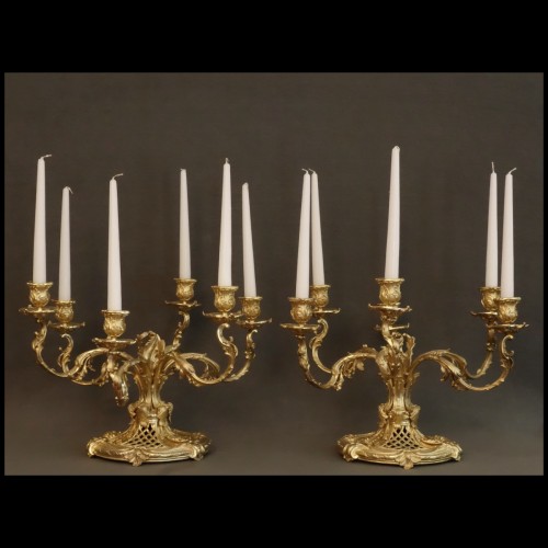 Paire de candélabres fin XIXe d'inspiration Rocaille - Luminaires Style 