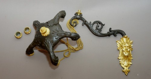Paire de petits lustres portés en potence d'applique époque Restauration - Antiquités Garnier