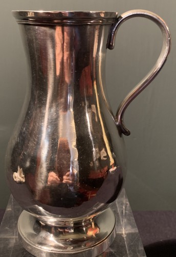 Pot à eau en argent de J.P Charpenat fournisseur de la couronne - Argenterie et Orfèvrerie Style Louis XVI