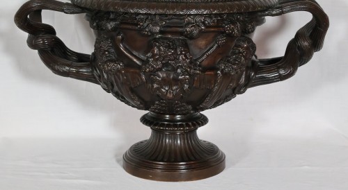 Objet de décoration Cassolettes, coupe et vase - Coupe en bronze dit Vase de Warwick H Luppens XIXe siècle