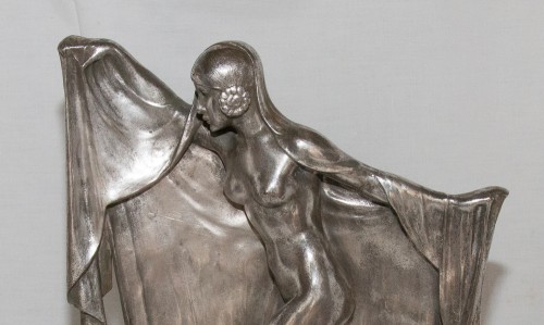 Art Déco - Armand Lemo 1881- 1936) - Danseuse nue en bronze argenté