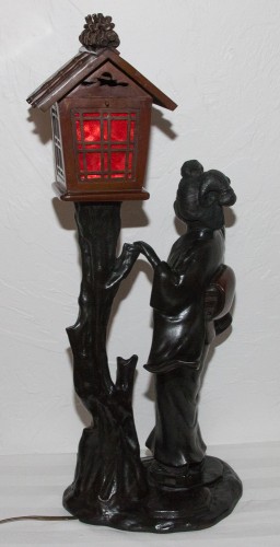 Antiquités - Geisha Lampe en bronze période Meiji