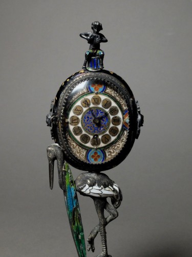 Pendulette en argent émaillé - Vienne, XIXème siècle - Antiquités Olivier Alberteau