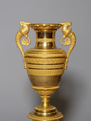 Paire de vases empire en bronze doré - Objet de décoration Style Empire