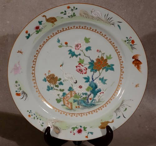 Céramiques, Porcelaines  - Terrine et son présentoir en porcelaine de la Compagnie des Indes - Qianlong