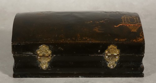 Louis XV - Coffret ou boîte à perruque en tôle et vernis Martin - Paris XVIIIe