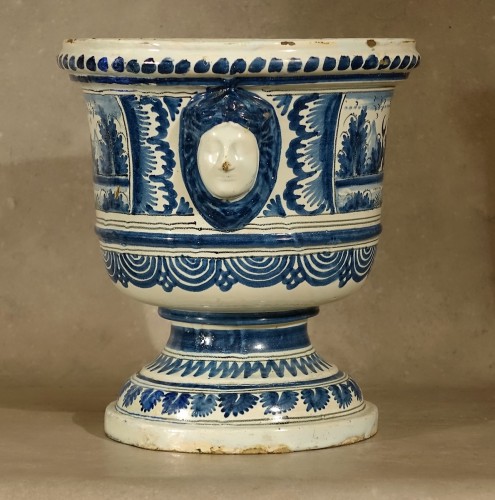 Vase à oranger - Nevers fin XVIIe début XVIIIe - Céramiques, Porcelaines Style Louis XIV