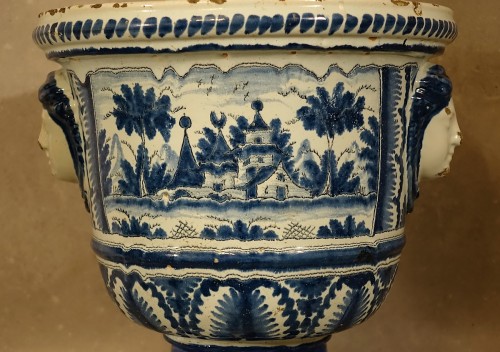XVIIe siècle - Important vase à oranger - Nevers fin XVIIe début XVIIIe