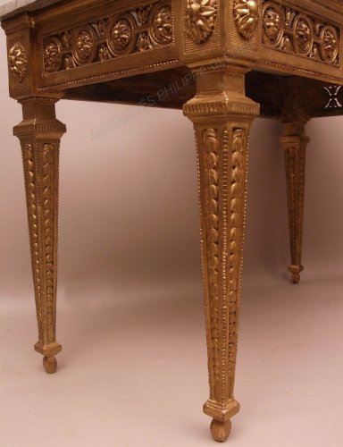 XVIIIe siècle - Table en console en bois doré attribuée à Pierre Pillot - Provence XVIIIe