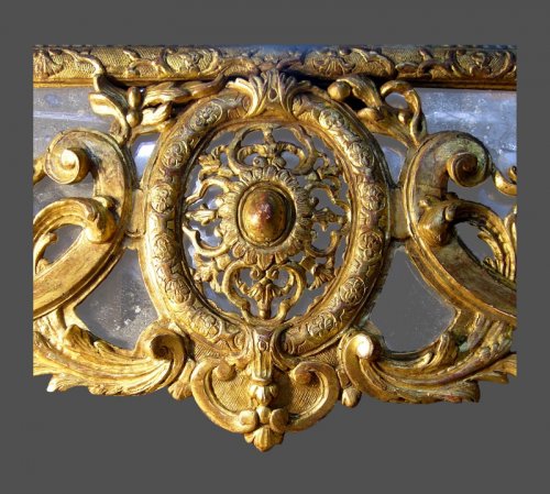 Miroir en bois doré et sculpté d'époque de la Régence - Miroirs, Trumeaux Style Régence
