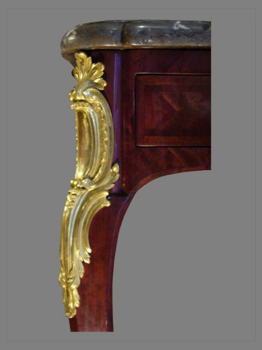 Table console d'époque Louis XV estampillée J.B. HEDOUIN - Louis XV