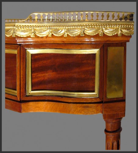 XVIIIe siècle - Paire d'encoignures en console d'époque Louis XVI estampillées Georges JACOB
