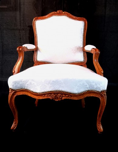 Sièges Fauteuil & Bergère - Paire de fauteuils d’époque Louis XV, Lyon vers 1750
