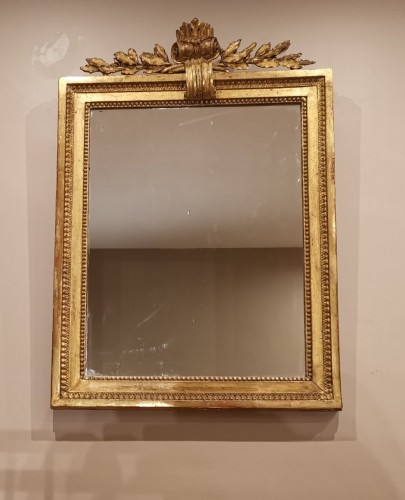 Miroirs, Trumeaux  - Miroir néoclassique d’époque Louis XVI vers 1780