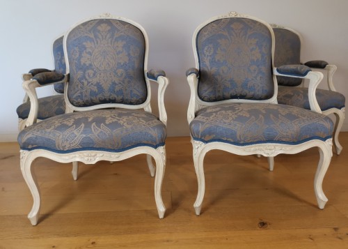 Suite de quatre fauteuils d’époque Louis XV estampillés de Louis-Michel Lefèvre - Sièges Style Louis XV