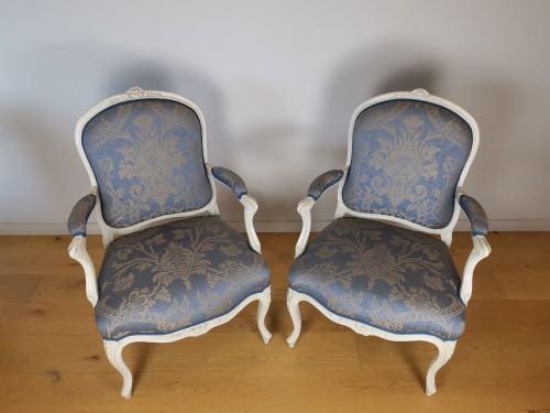 XVIIIe siècle - Suite de quatre fauteuils d’époque Louis XV estampillés de Louis-Michel Lefèvre