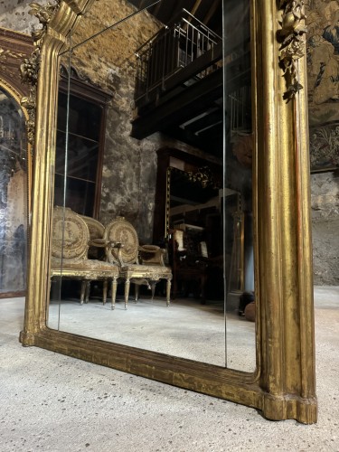 Antiquités - Miroir de cheminée en bois doré à décor cynégétique “au cerf”  d’époque Napoléon III
