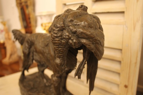 Jules Moigniez (1835-1894) Epagneul rapportant un faisan, sculpture en bronze - 