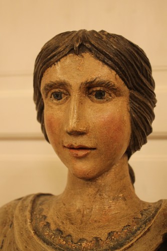 Vierge à l'enfant en bois sculpté et polychromé, époque XVIIe siècle - 