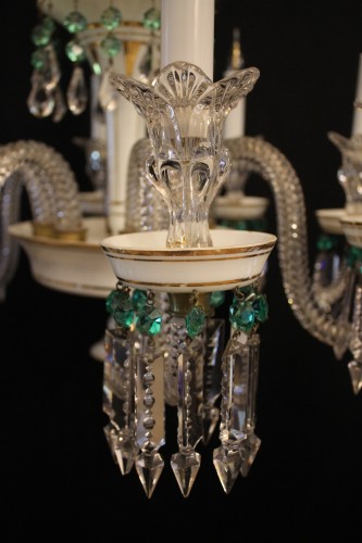 Luminaires Lustre - Baccarat – Lustre à 8 lumières en cristal et opaline, fin du XIXe siècle